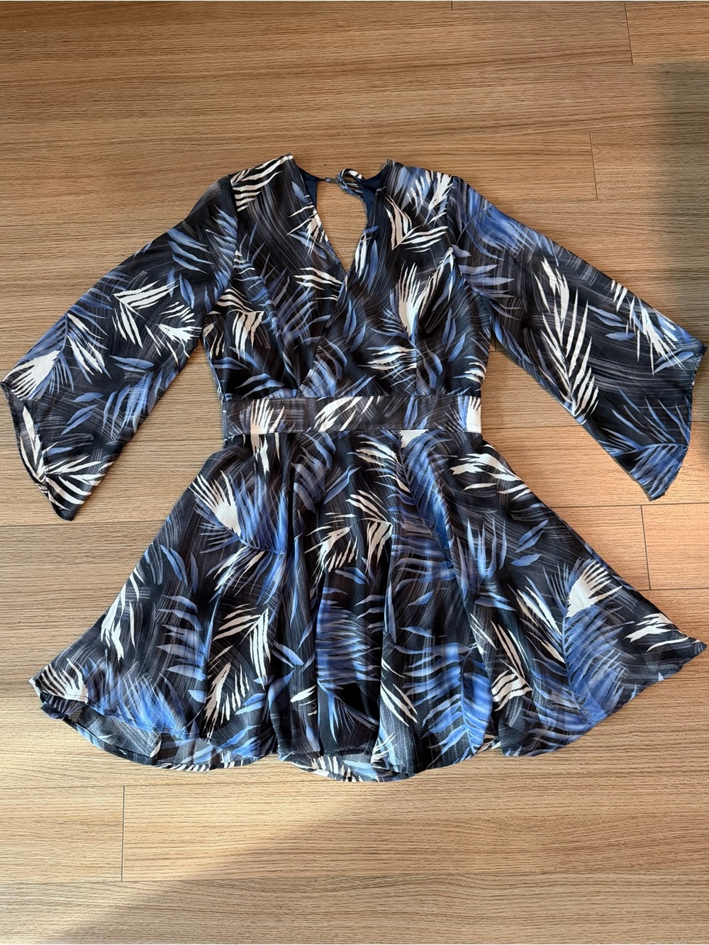 Blue Black Tropical Palm Leaf Open Back Dress Lined Flowy Chiffon Small NEW NWT